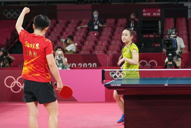 伍兹与特朗 伍兹与特朗