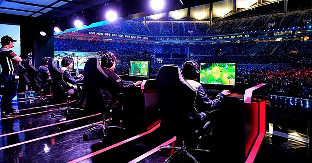 运营层面更 运营层面更